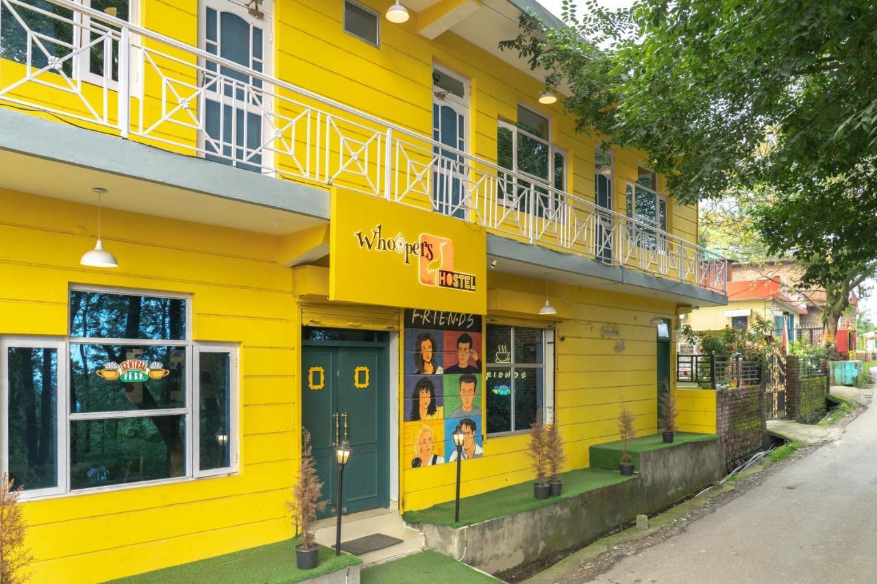 Whoopers Hostel Bir Esterno foto