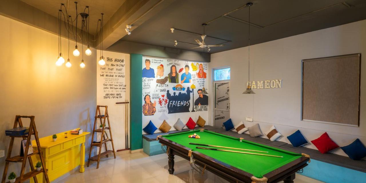 Whoopers Hostel Bir Esterno foto